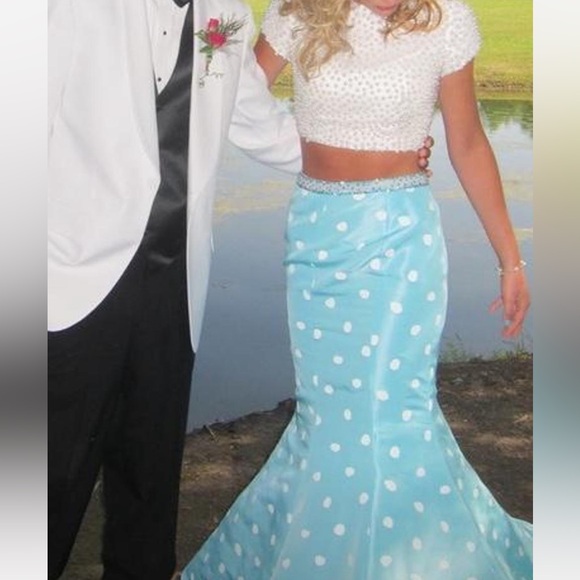 SHERRI HILL Blue Polka Dot Prom Dress - Picture 1 of 8